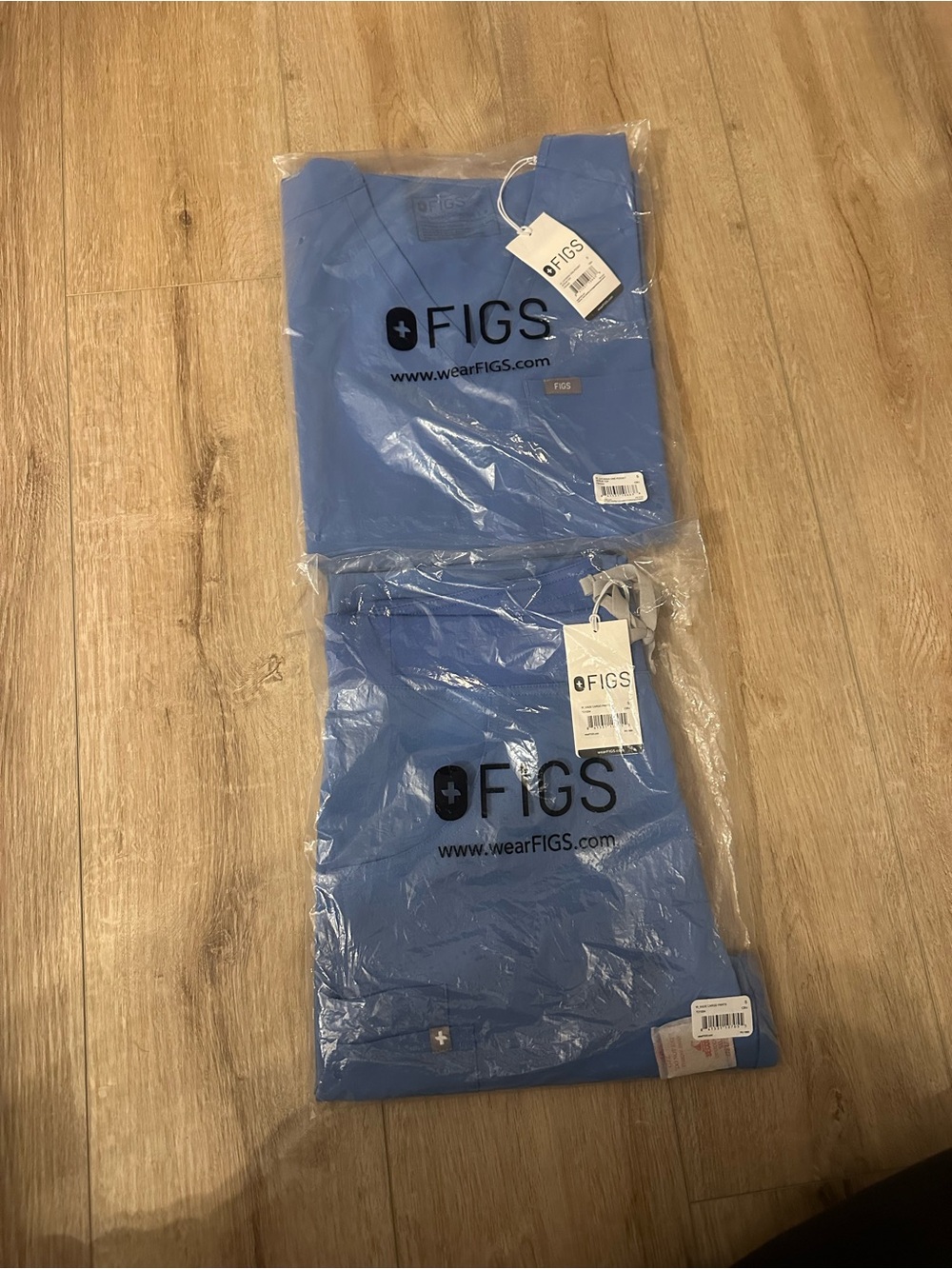 Figs Women Scrub Top/ Bottom Size Small With Tags Unopened. Ceil Blue